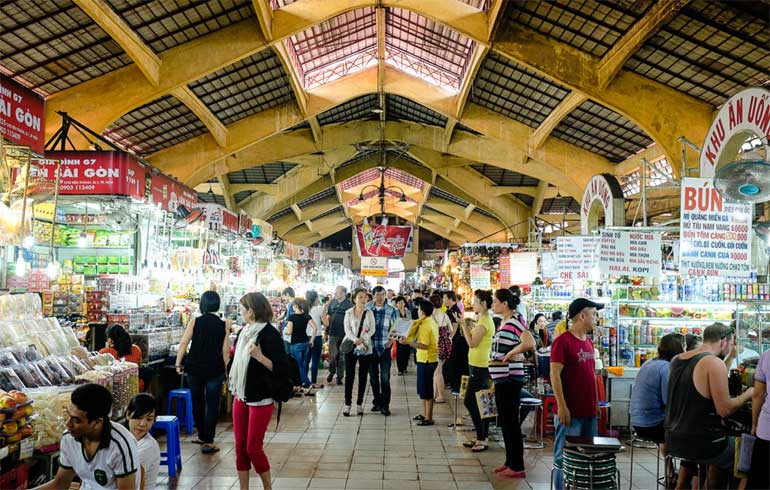 Shops in Ben Thanh market