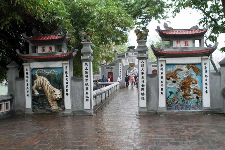 Ngoc Son Temple Gate
