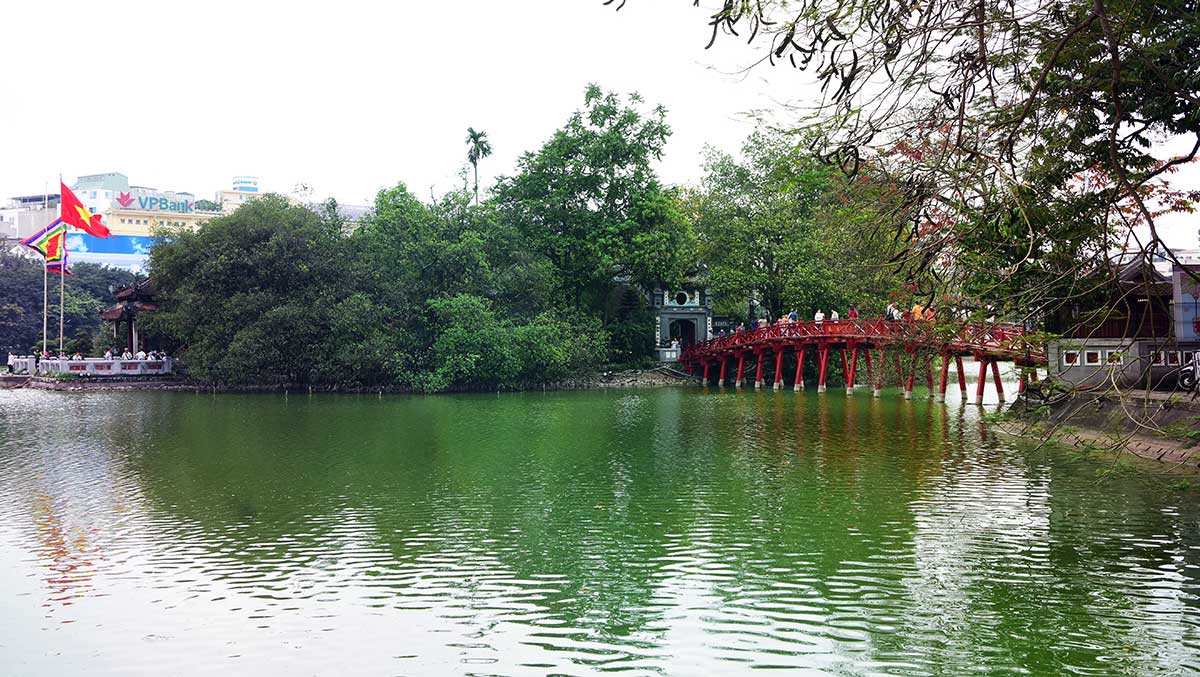 Ngoc Son Temple on Hoan Kiem Lake