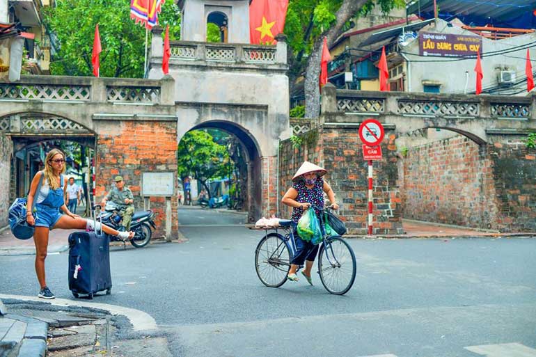 Things to do in Hanoi - Quang Chuong Gate
