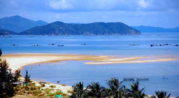 Vietnam Beaches - Cua Lo